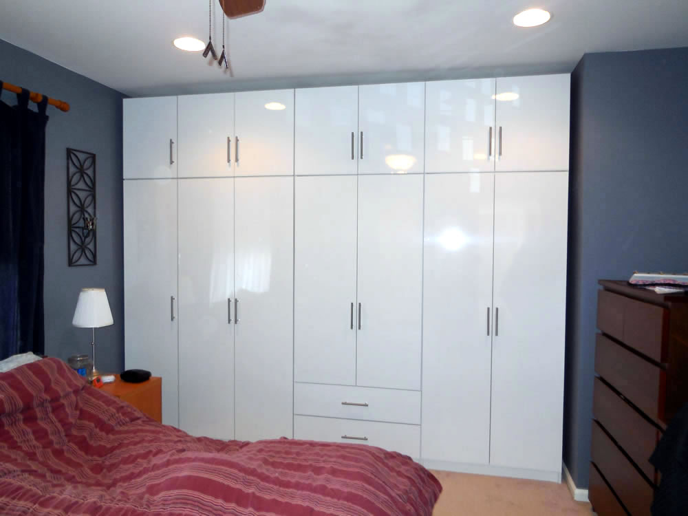 Glossy White Wardrobe Set