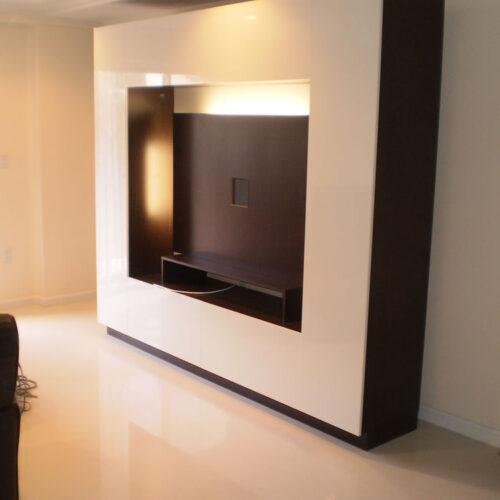 White Alexander Entertainment Center