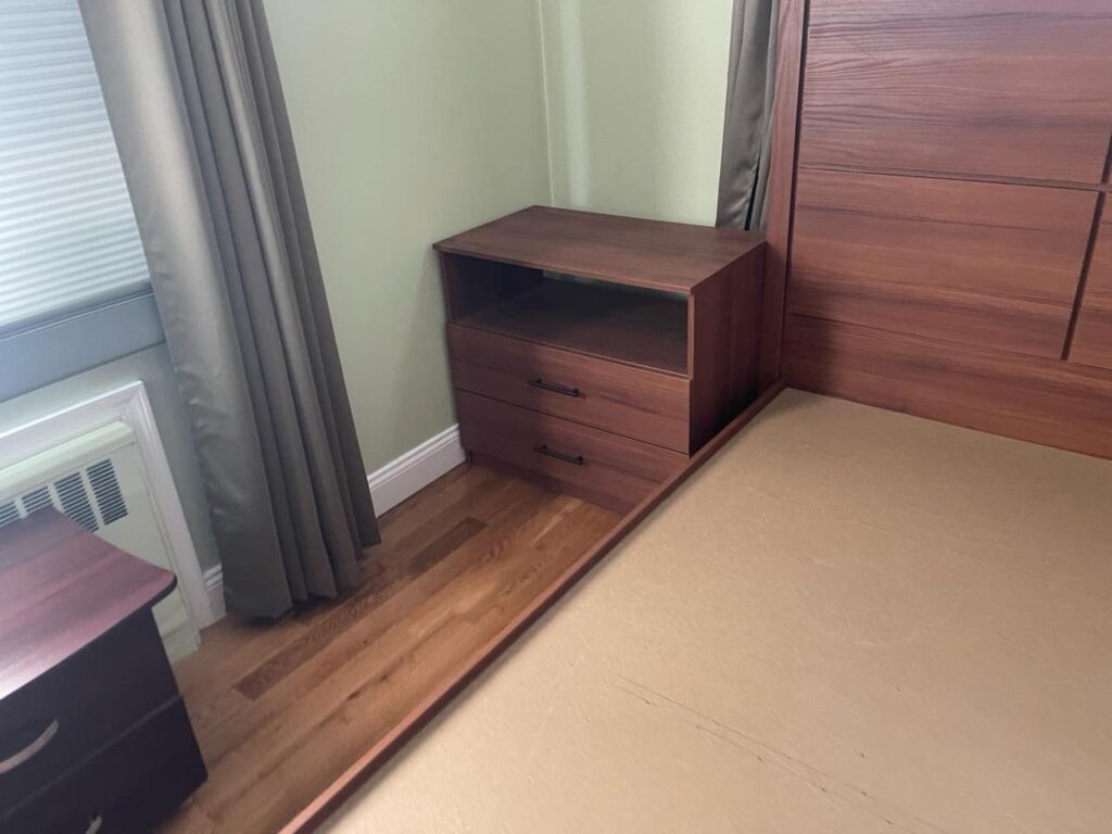 Rico King Size Bedroom Set with Storage Platform in Valley Stream, NY