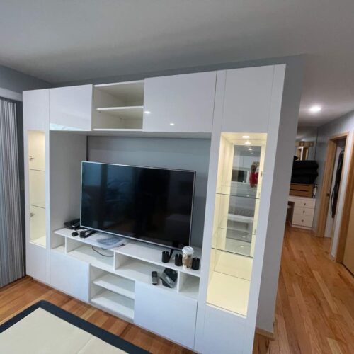 White Glossy Bedroom Suite & Tyler Wall Unit | Bloomfield Hills, MI